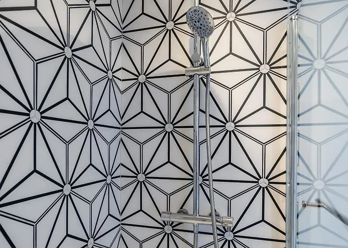 別荘 The Mustard Pot